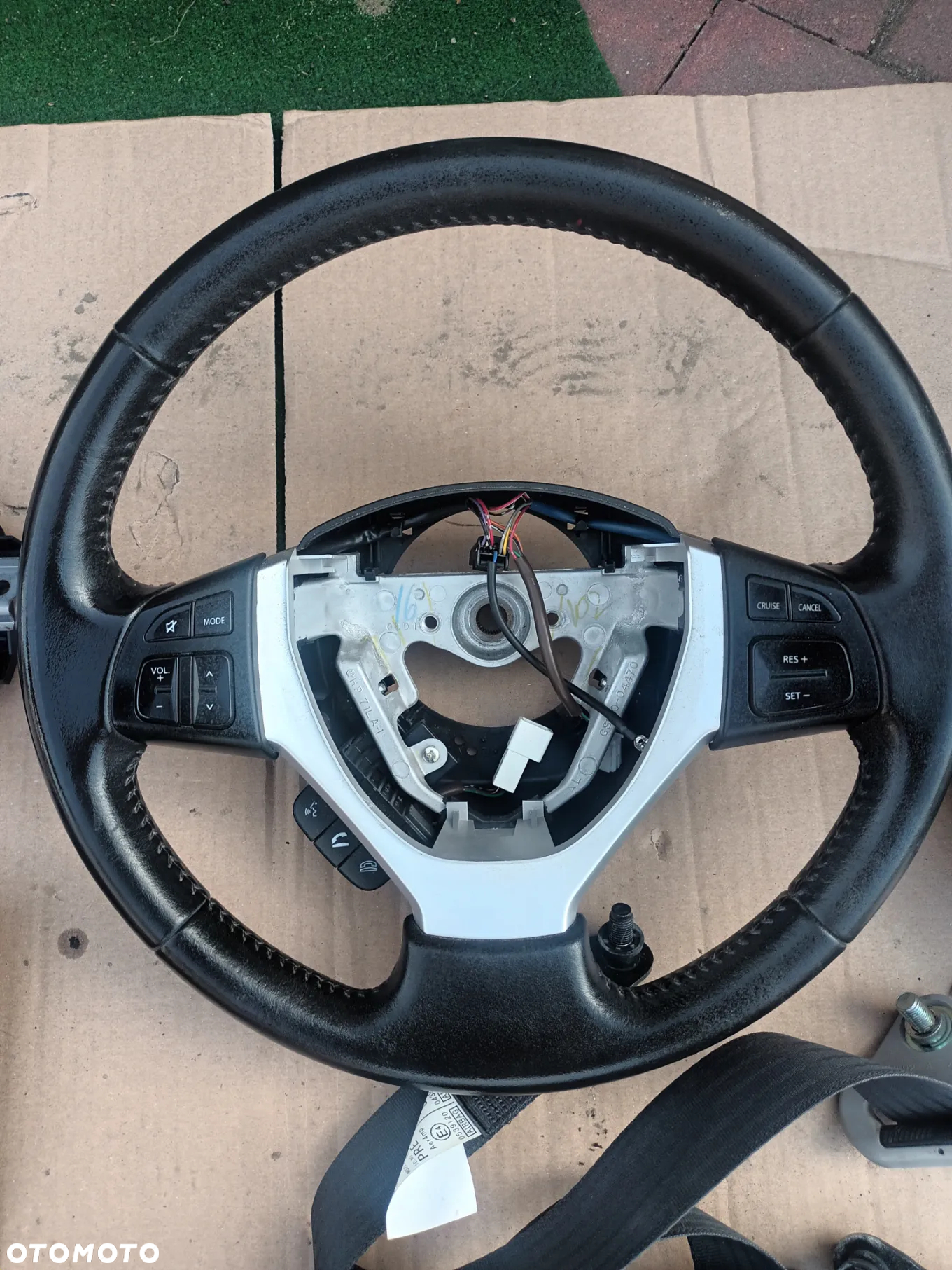 Kierownica multifunkcyjna Suzuki Swift V - 2