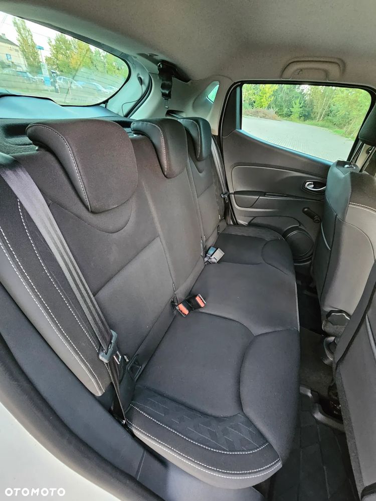 Renault Clio 1.2 16V Limited - 31