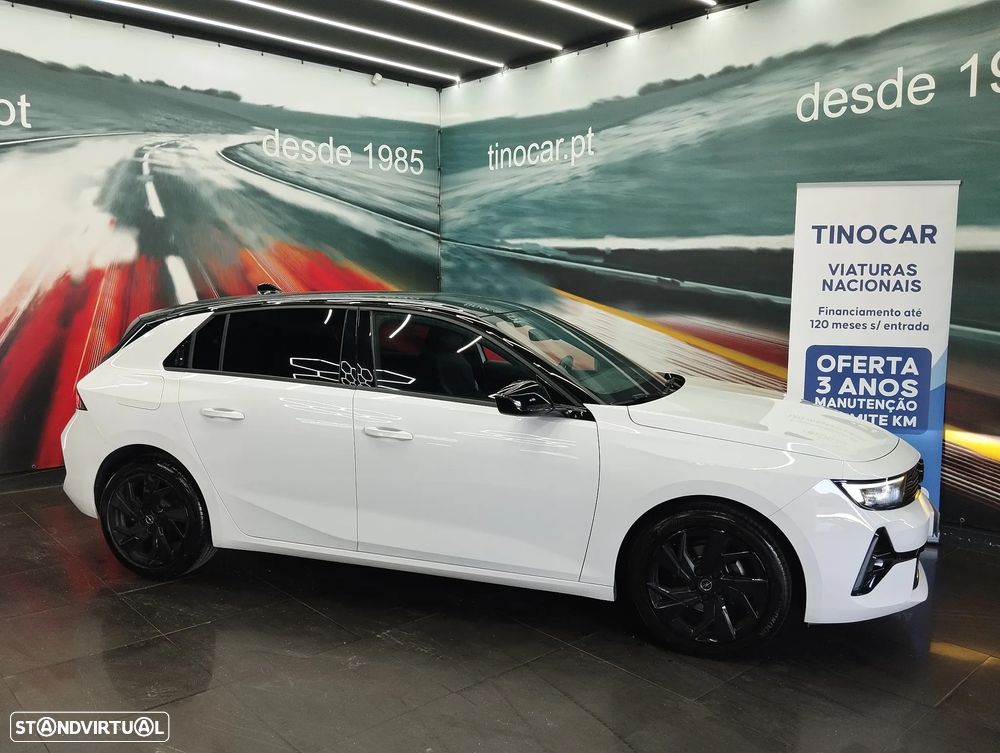 Opel Astra 1.2 T GS - 4