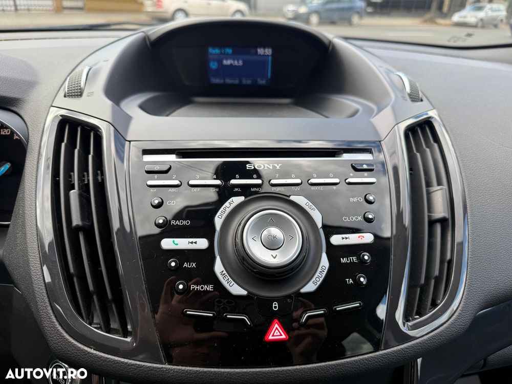 Ford Kuga 2.0 TDCi 2x4 Trend - 17