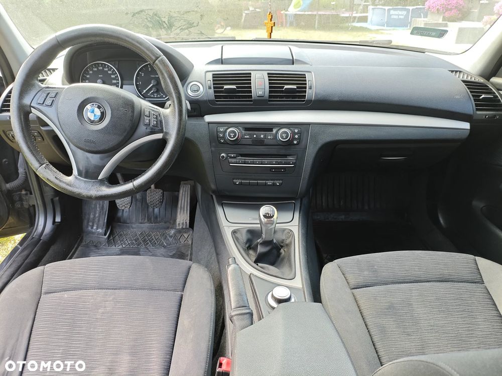BMW Seria 1 118i - 2