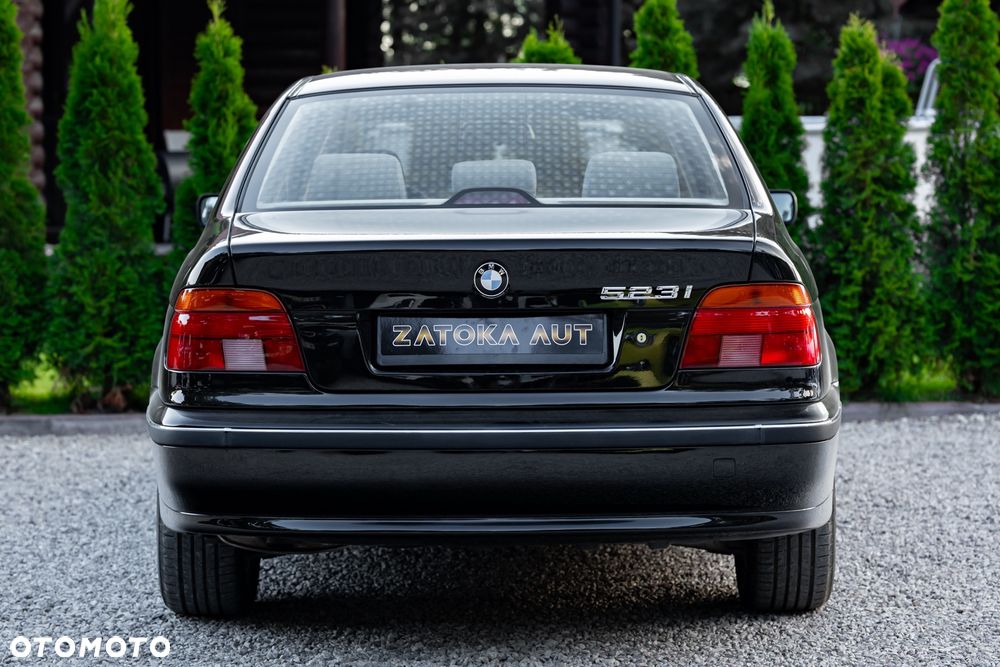 BMW Seria 5 - 12