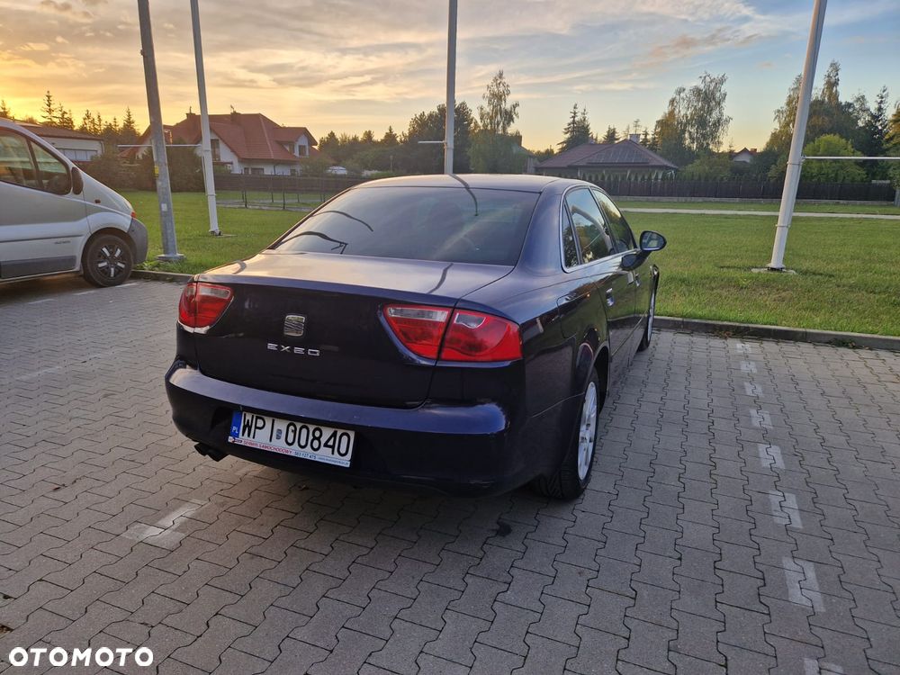 Seat Exeo 2.0 TDI DPF Style - 10