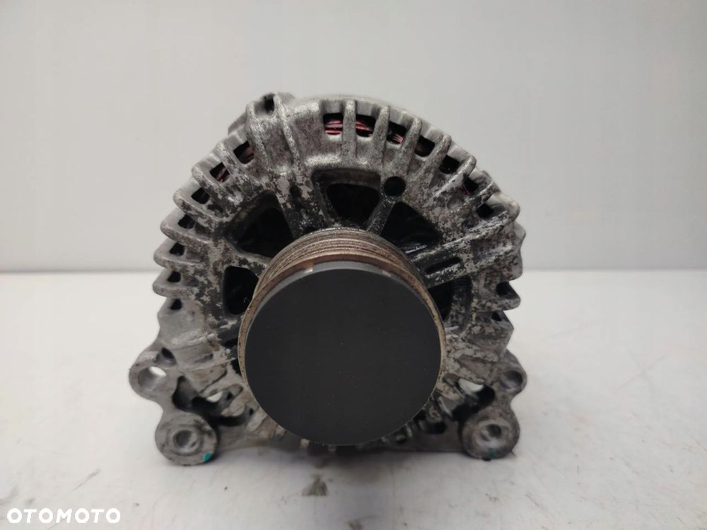 VOLKSWAGEN CADDY III - ALTERNATOR 1.6 TDI - 6
