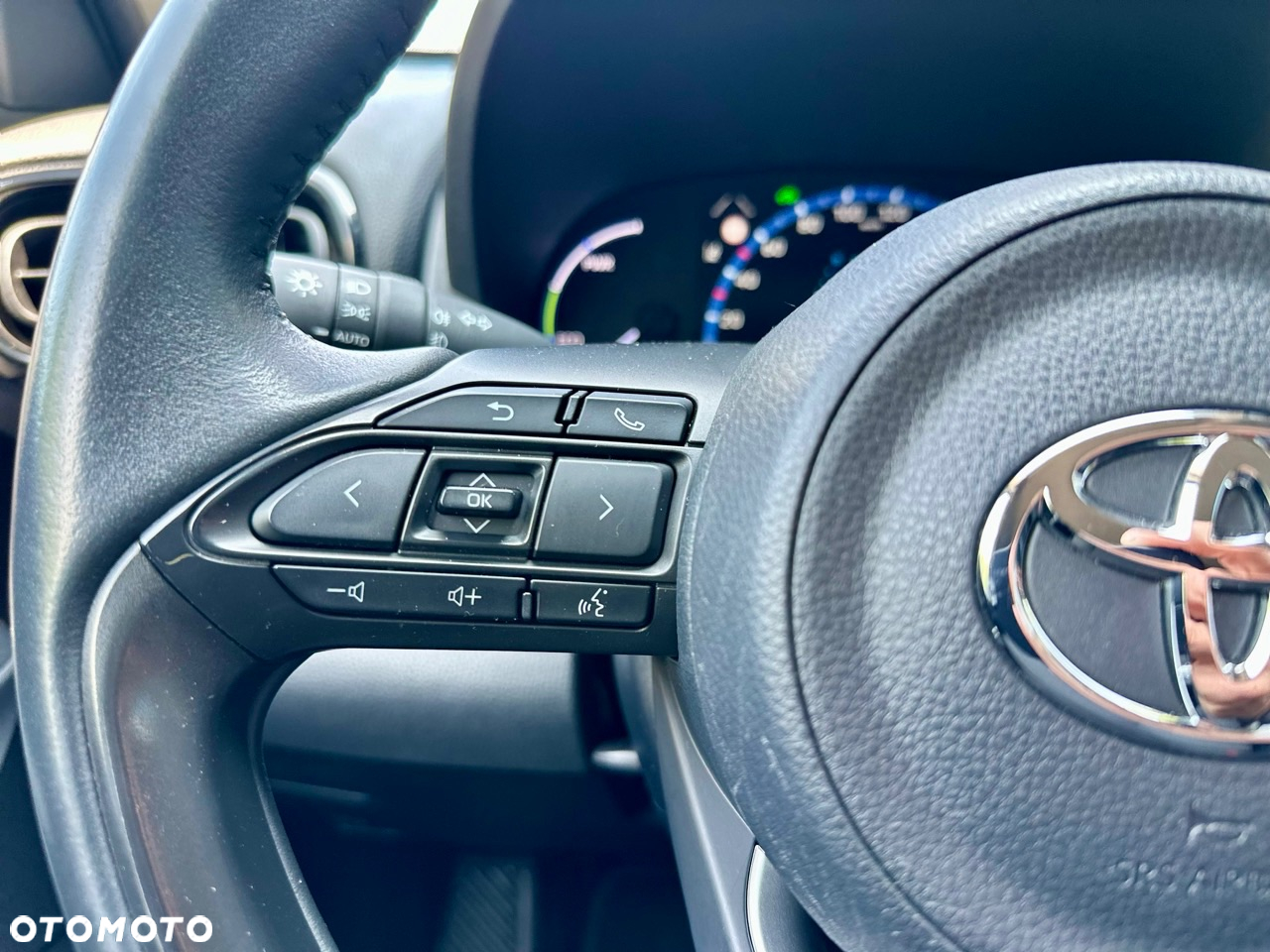 Toyota Yaris Cross Hybrid 1.5 Comfort - 19