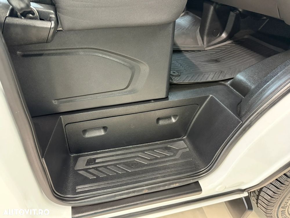 Ford Transit Custom - 25