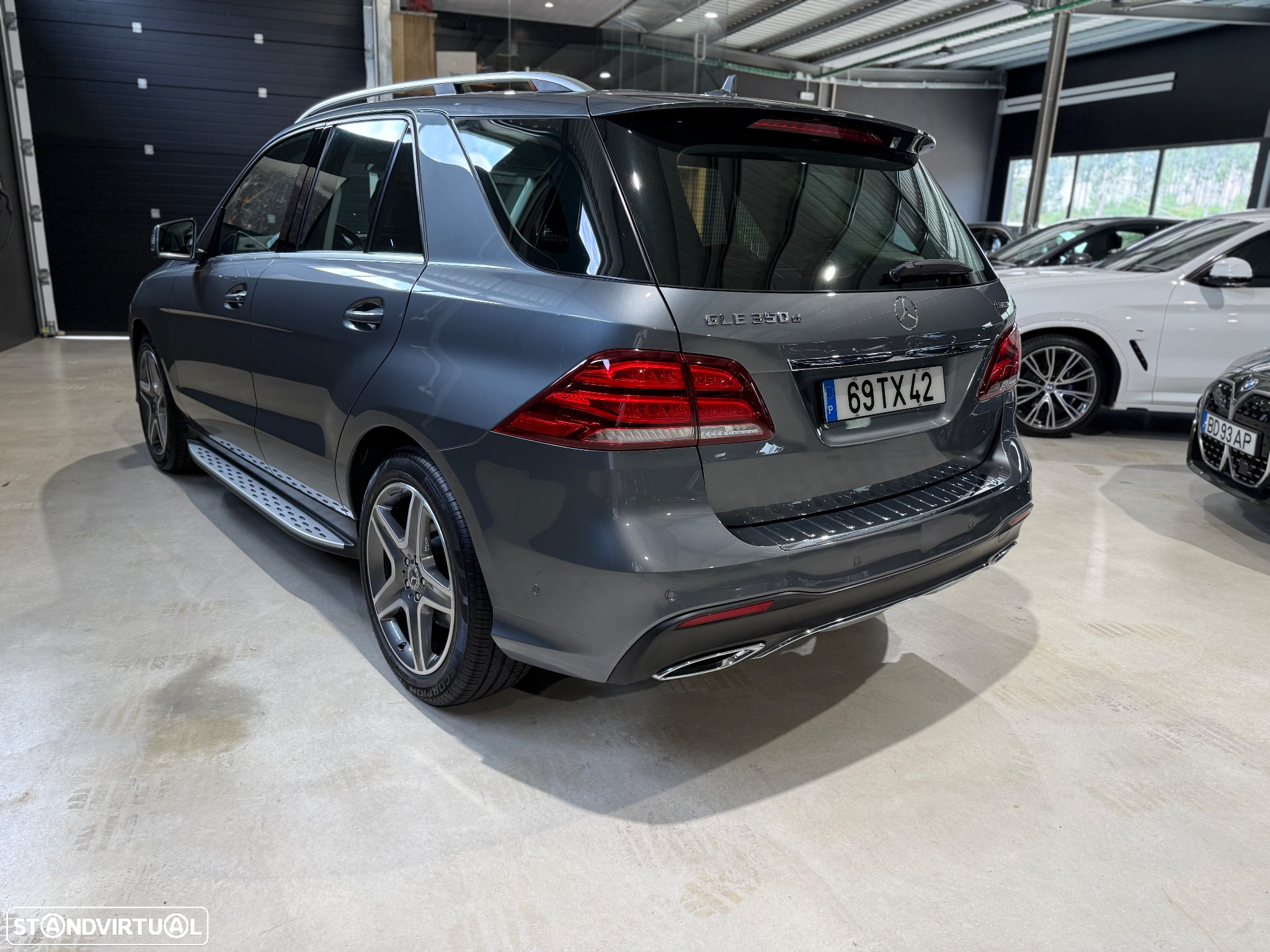Mercedes-Benz GLE 350 d 4Matic 9G-TRONIC AMG Line - 9