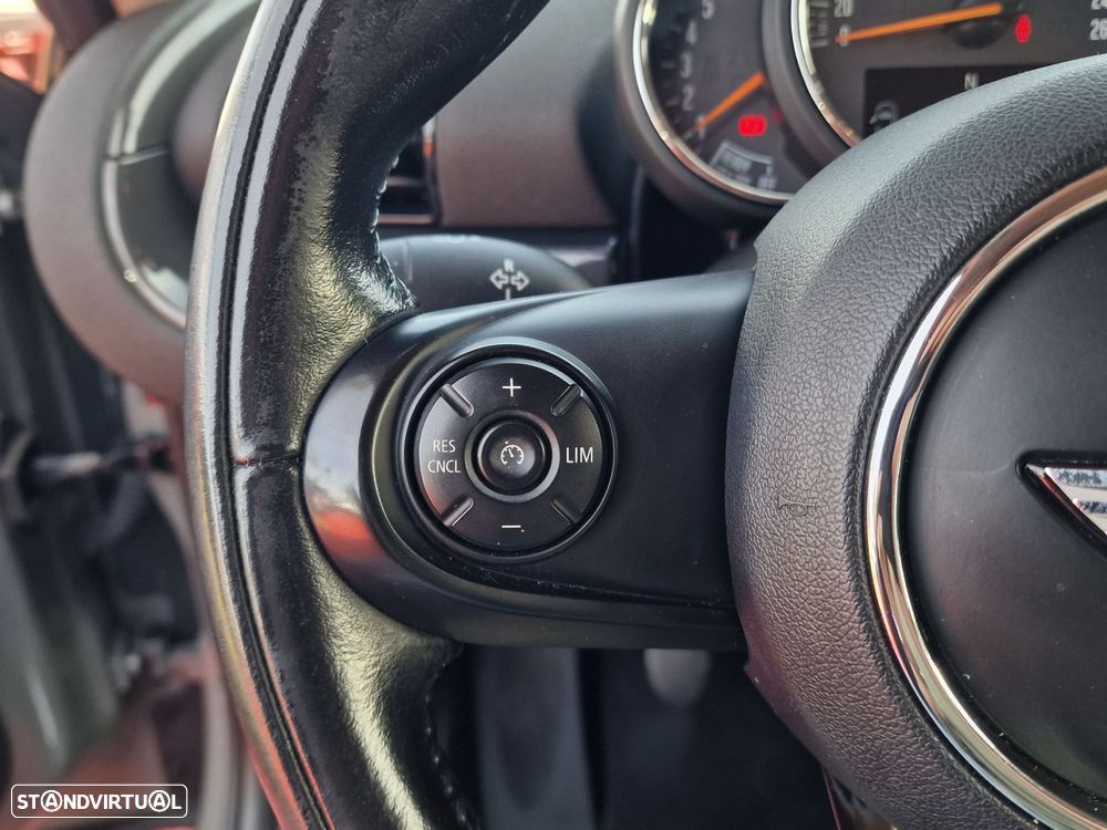 MINI Clubman One D - 17