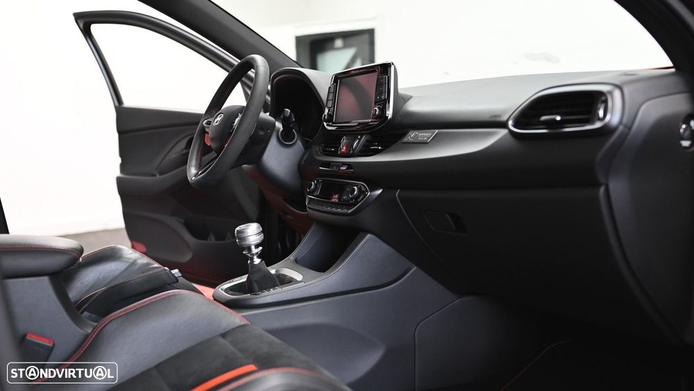 Hyundai i30 N 2.0 T-GDi Performance Pack - 58