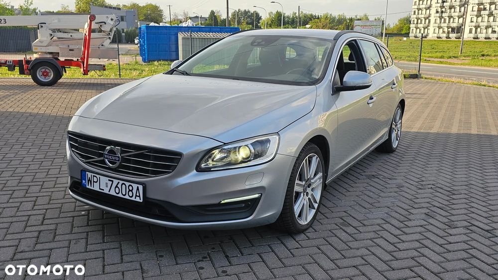 Volvo V60 T5 Kinetic - 12