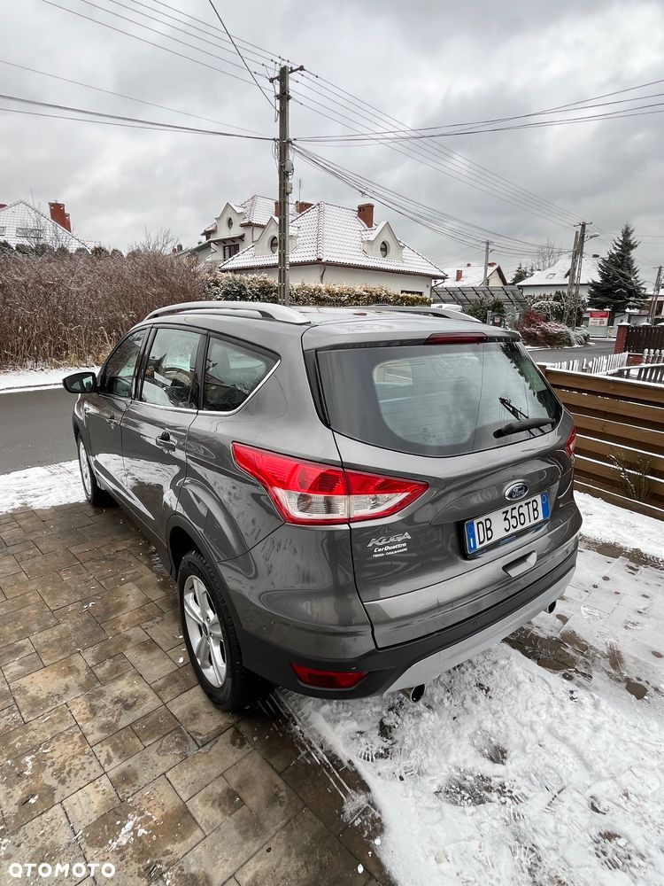 Ford Kuga - 25