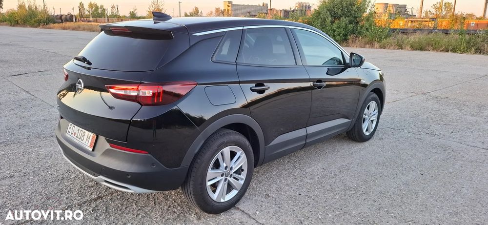 Opel Grandland X 1.5 START/STOP Elegance - 9