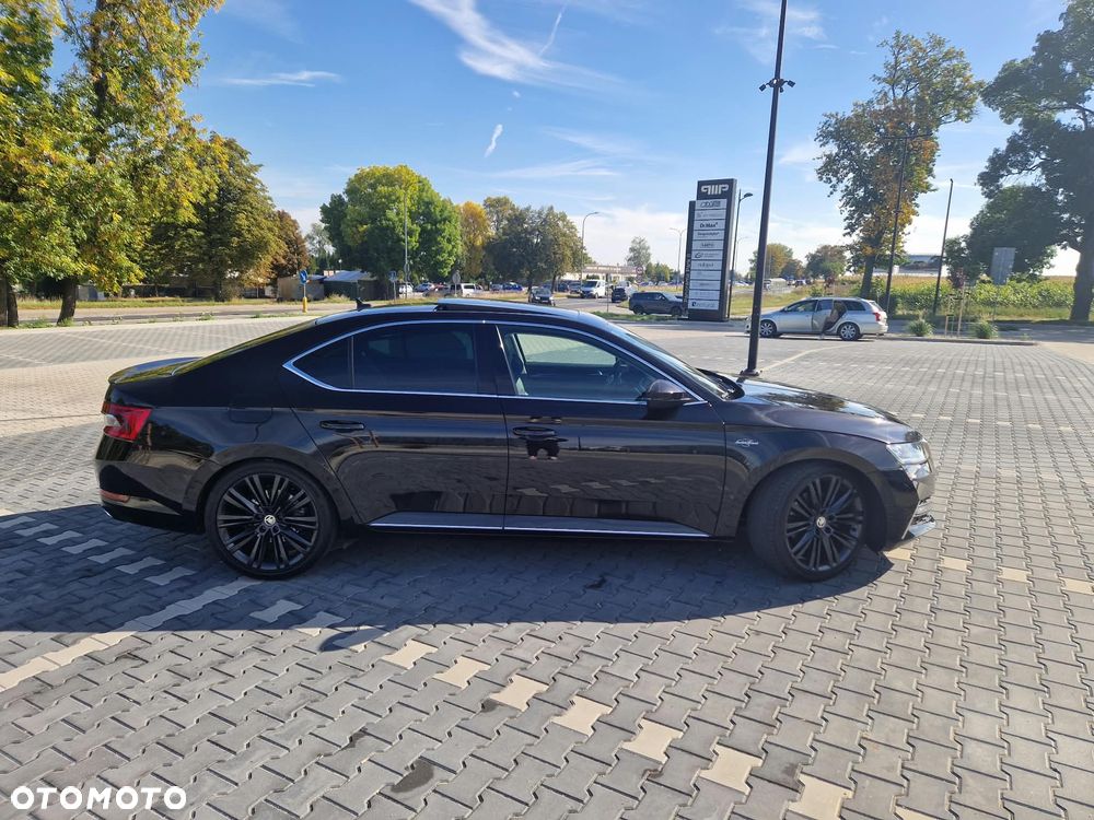 Skoda Superb 2.0 TDI 4x4 DSG L&K - 6
