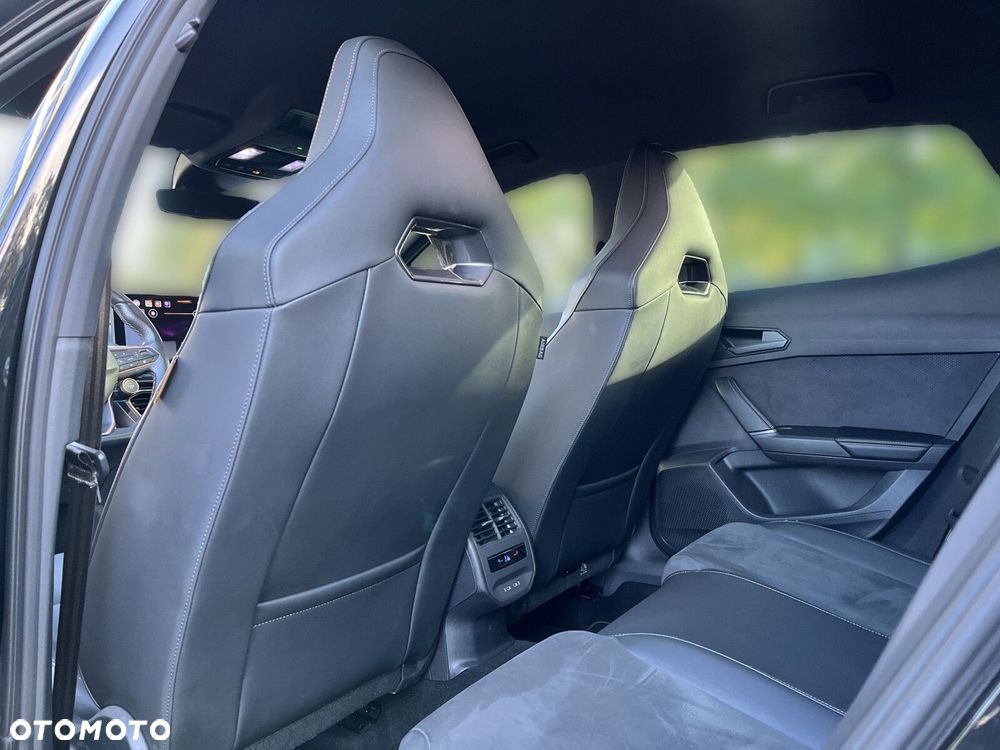 Cupra Formentor 1.5 eTSI mHEV DSG - 40