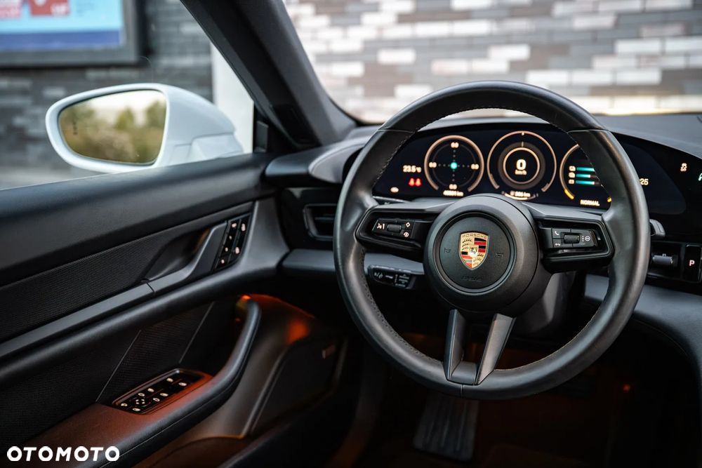 Porsche Taycan 4S Performance Plus - 30