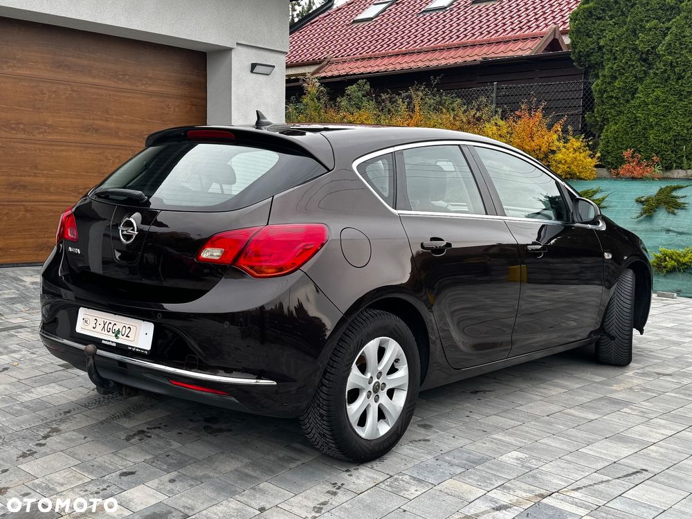 Opel Astra 1.4 T Cosmo - 7