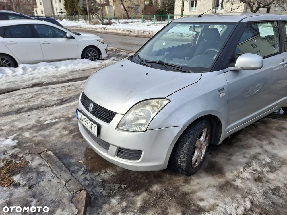Suzuki Swift - 2