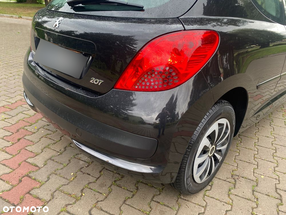 Peugeot 207 95 VTi Urban Move - 21