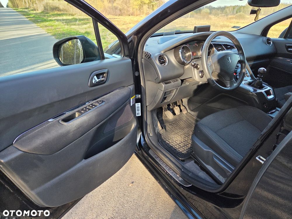 Peugeot 5008 1.6 THP Active 7os - 8