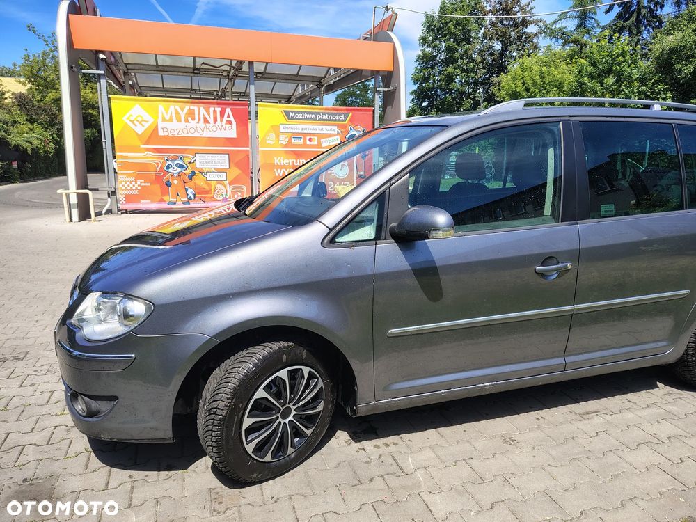 Volkswagen Touran 2.0 TDI Trendline - 9