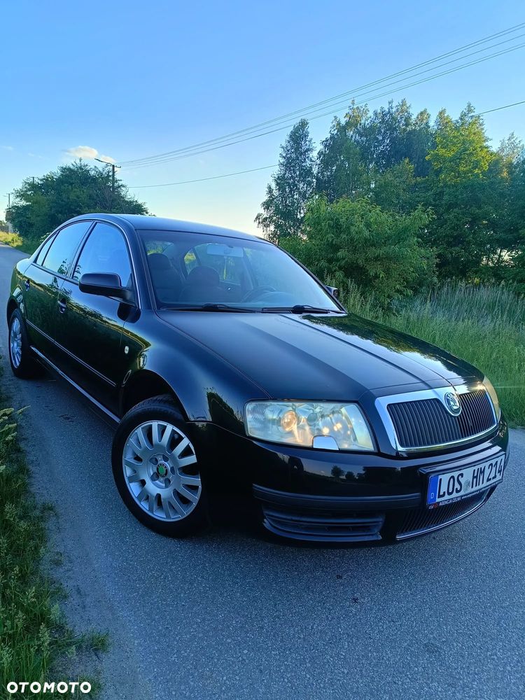 Skoda Superb 1.8 Turbo Elegance - 1