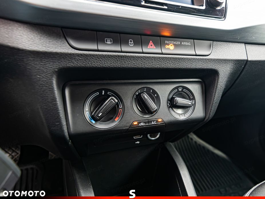 Skoda Fabia 1.0 TSI Ambition DSG - 16