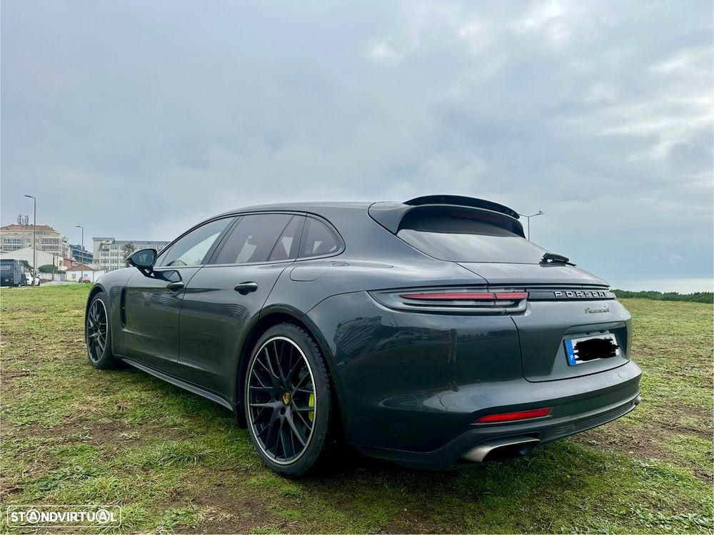 Porsche Panamera Sport Turismo 4 E-Hybrid - 4