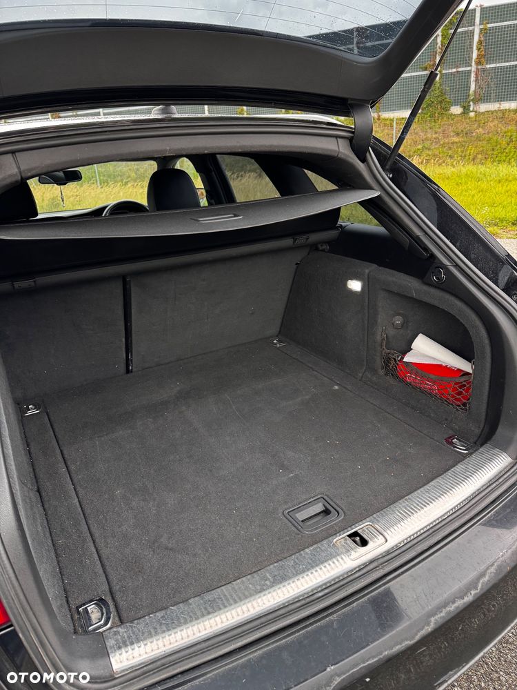 Audi A4 Avant 2.0 TDI DPF clean diesel multitronic Ambiente - 30