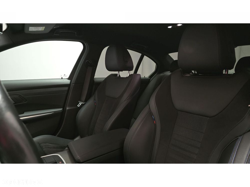 BMW Seria 3 320d xDrive mHEV M Sport - 18