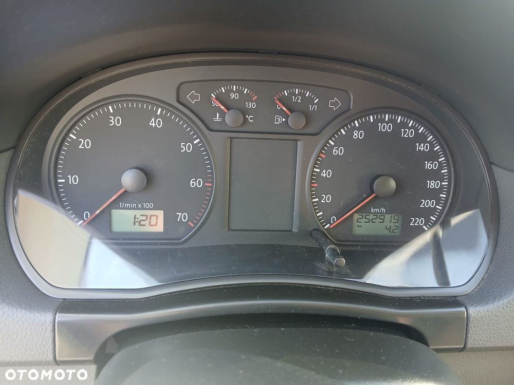 Volkswagen Polo 1.4 Comfortline - 13