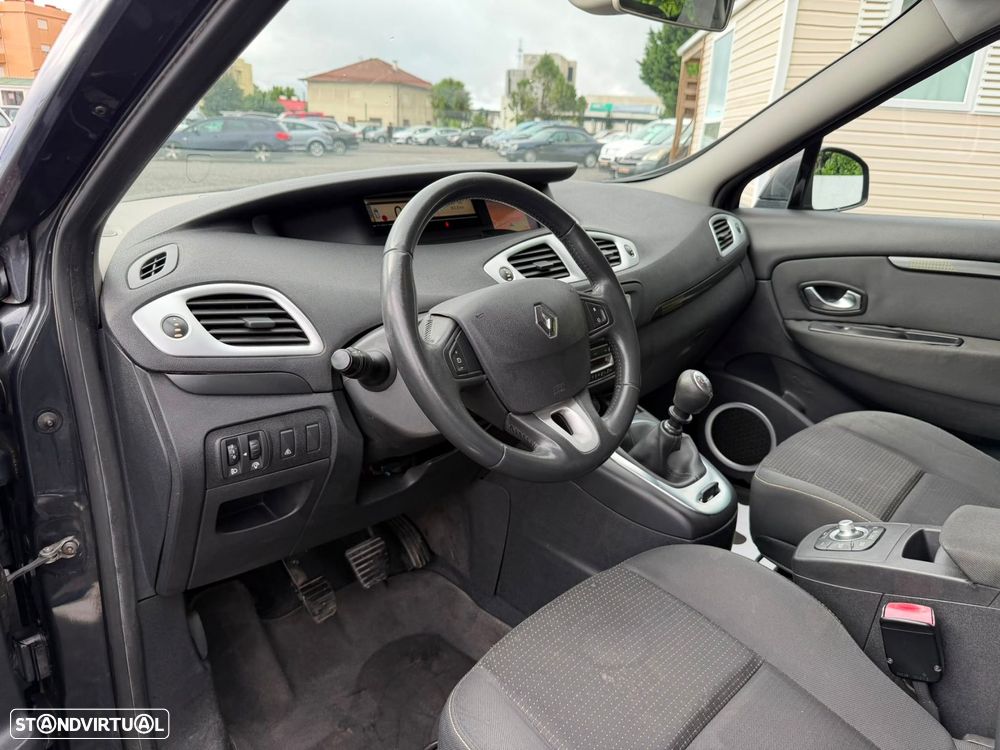 Renault Scénic 1.9 dCi FAP Dynamique - 7