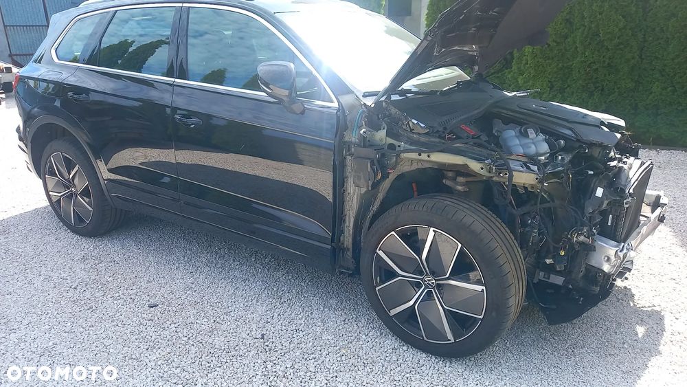 Volkswagen Touareg - 3