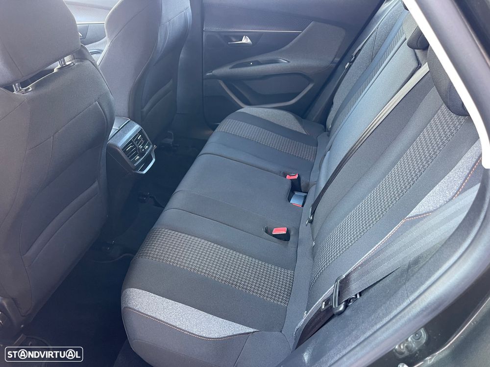 Peugeot 3008 1.5 BlueHDi Style - 9