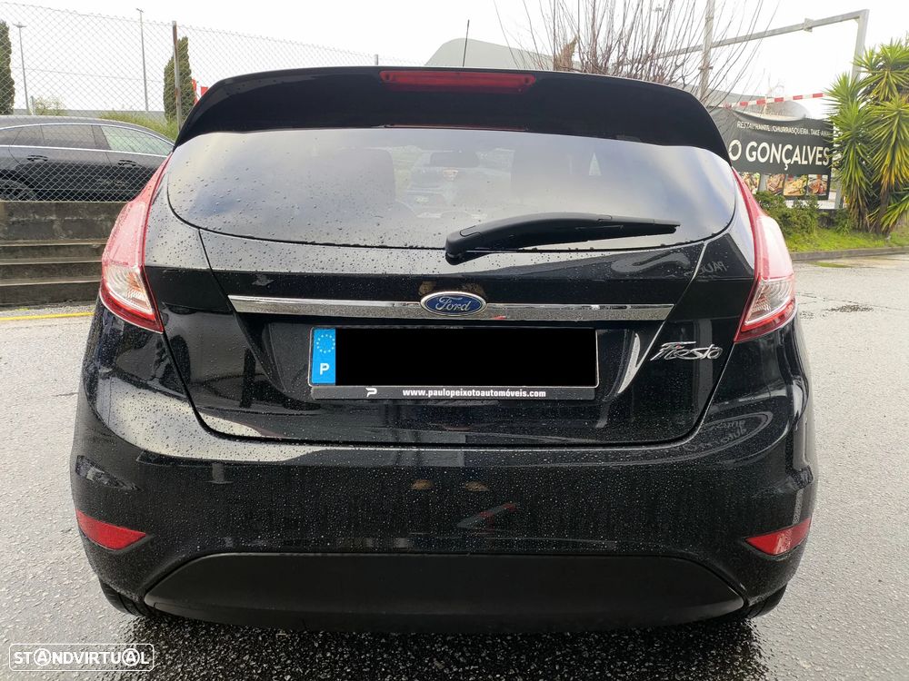 Ford Fiesta 1.5 TDCi Titanium - 4