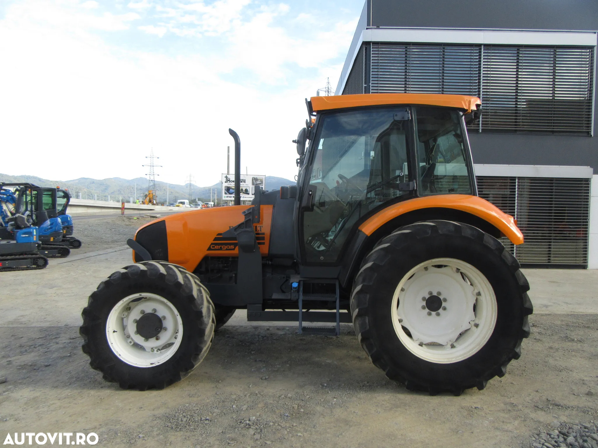 Renault CERGOS 350 - 4