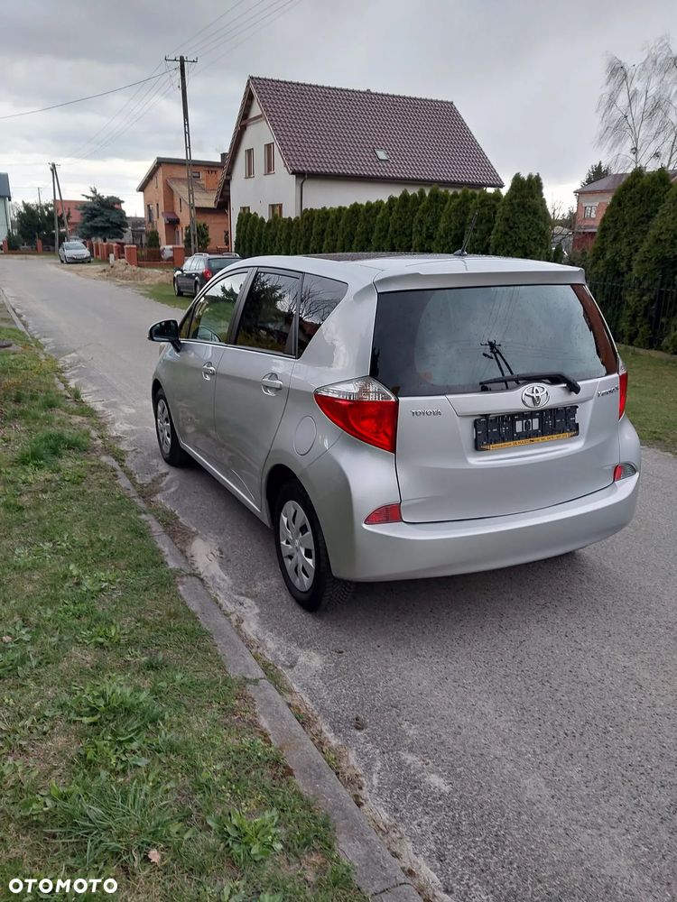 Toyota Verso S 1.4 D-4D - 5