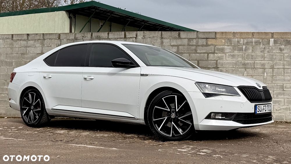 Skoda Superb 2.0 TDI DSG Sportline - 20