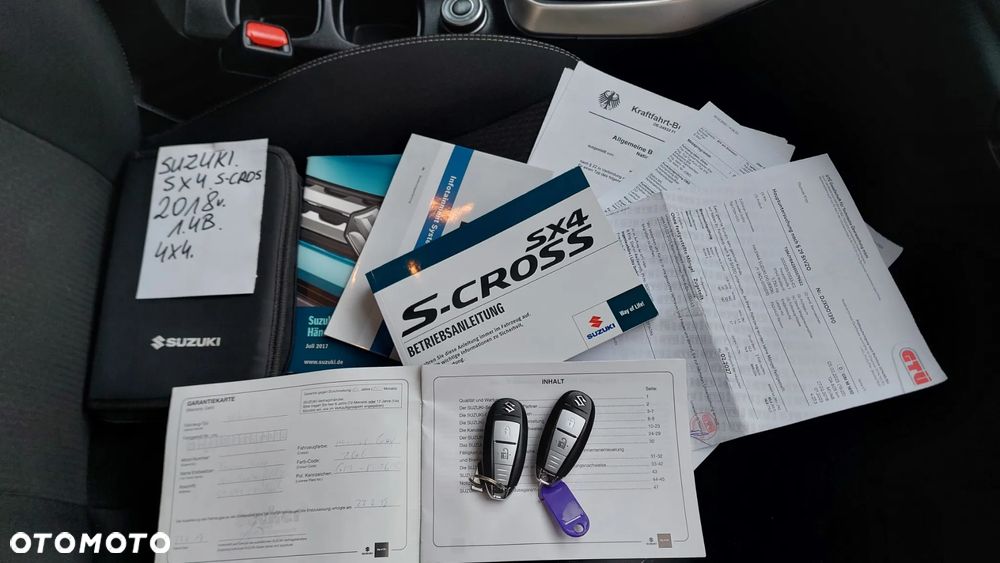 Suzuki SX4 S-Cross 1.4 T Premium 4WD - 35