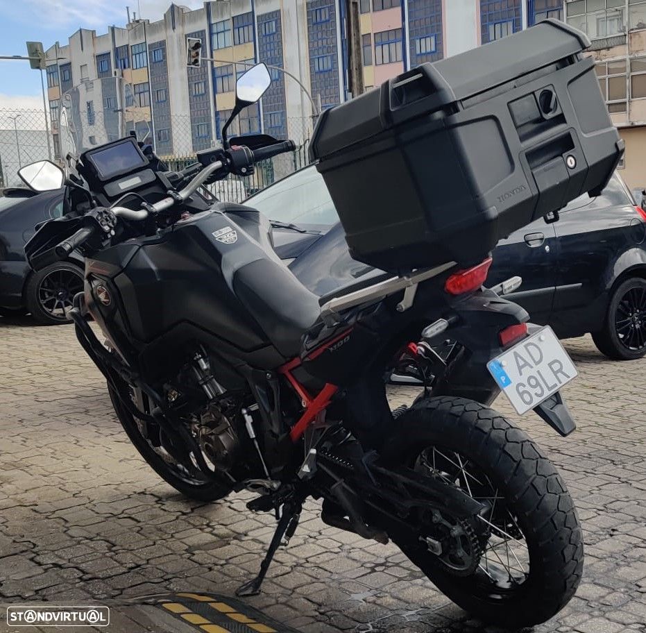 Honda Africa Twin 1100 - 10