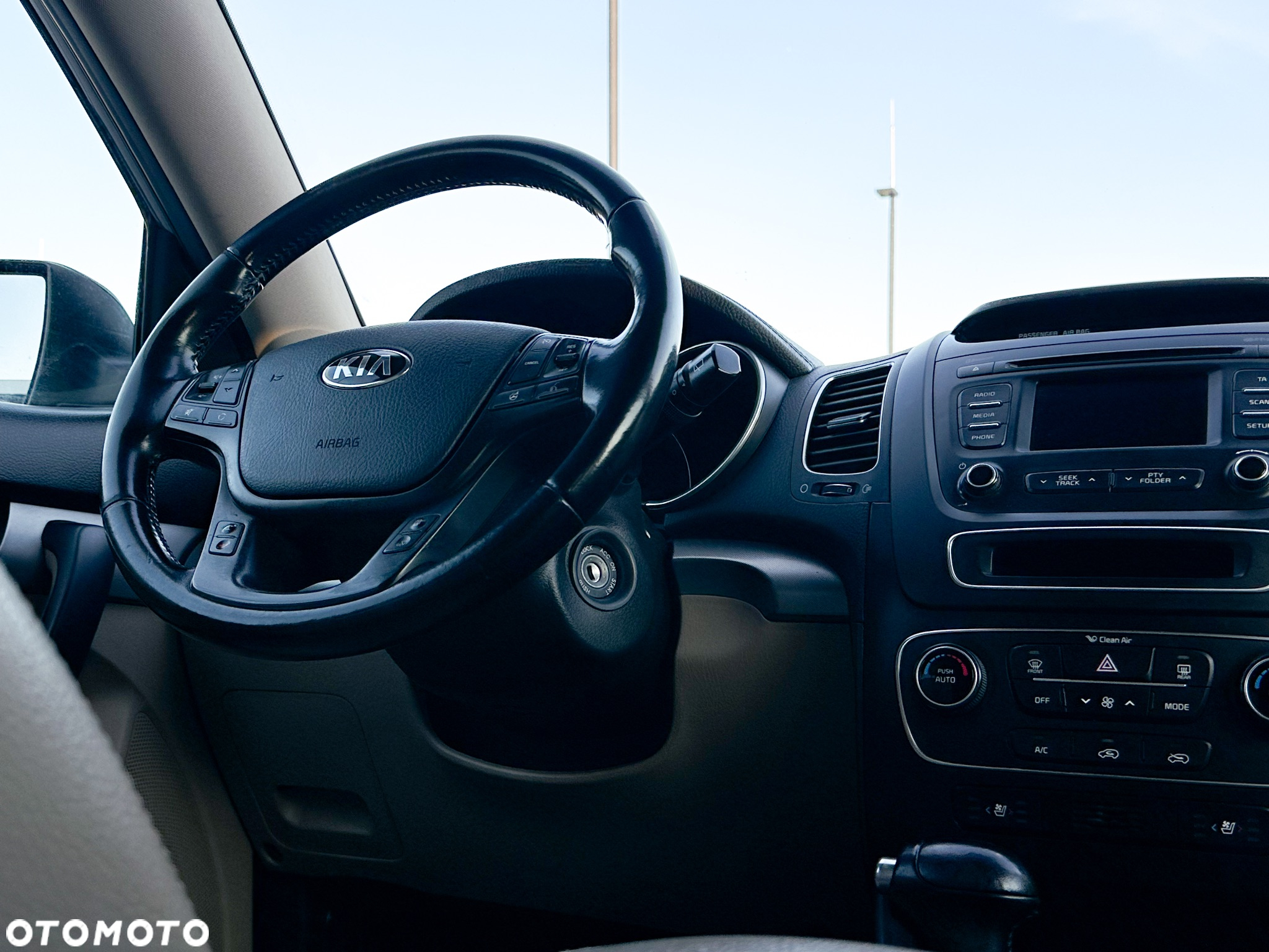 Kia Sorento 2.2 CRDI L - 20