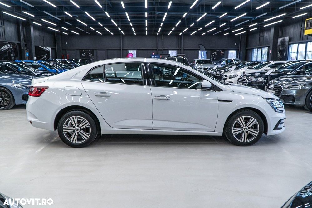 Renault Megane BLUE dCi 115 INTENS - 18