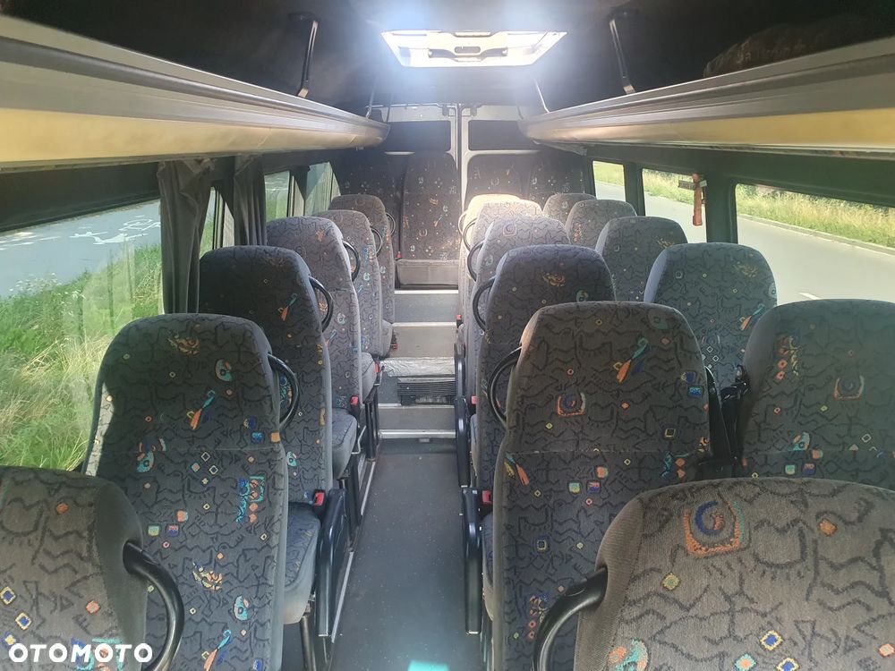 Mercedes-Benz Sprinter 411 - 7