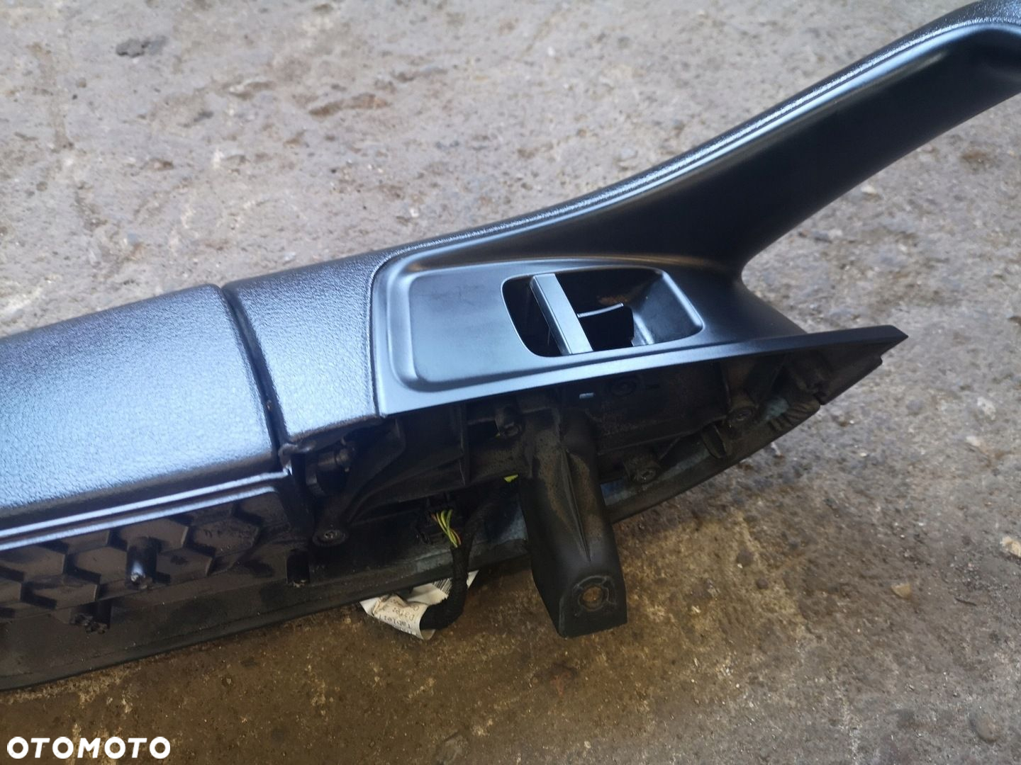 AUDI A8 D4 PODŁOKIETNIK DRZWI TYŁ PRAWY 4H0867364 - 7