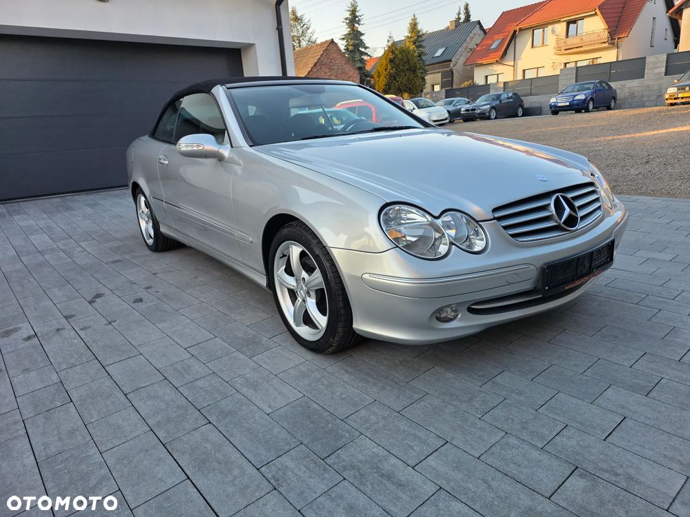 Mercedes-Benz CLK - 16
