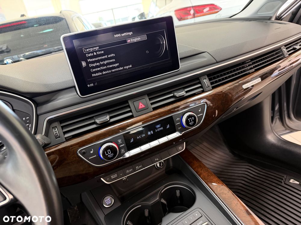 Audi A4 Limousine 2.0 TFSI Quattro Design S tronic - 29