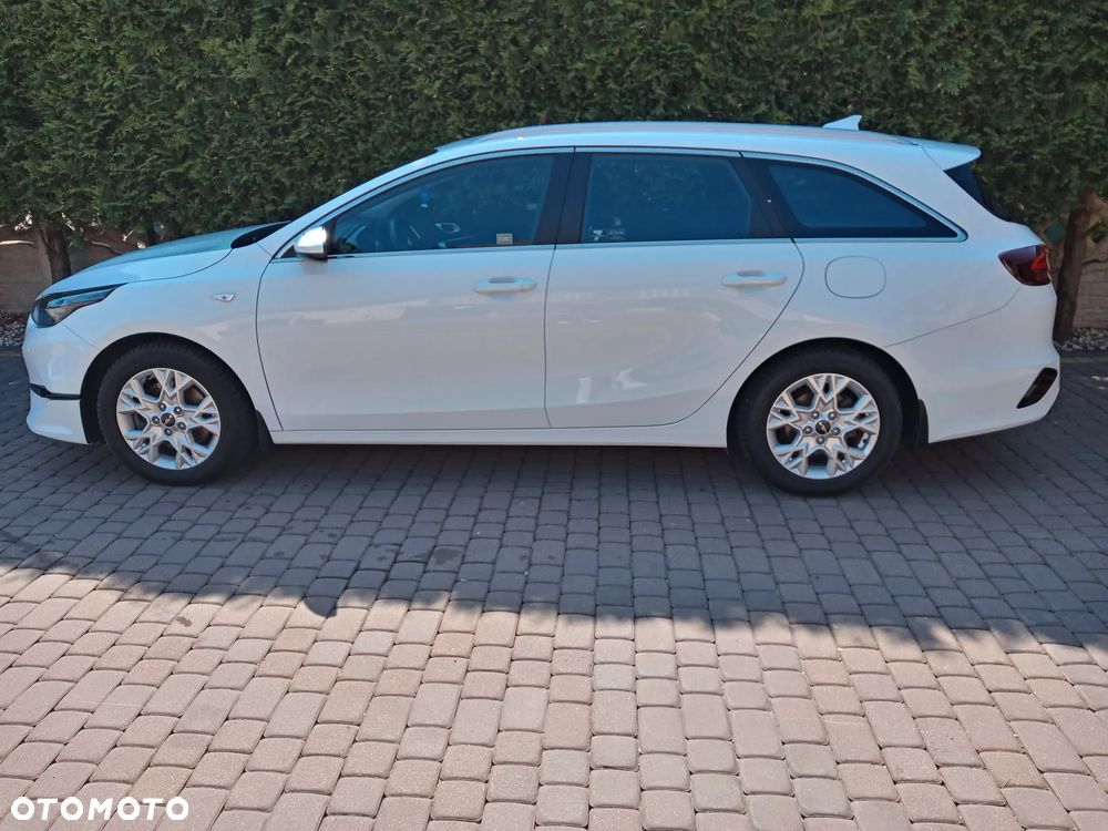 Kia Ceed 1.5 T-GDI M - 3