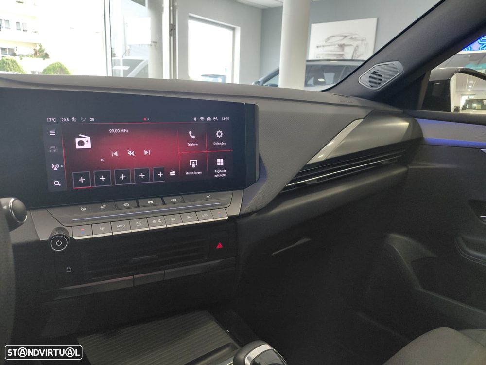 Opel Astra 1.2 T GS Line S/S - 22