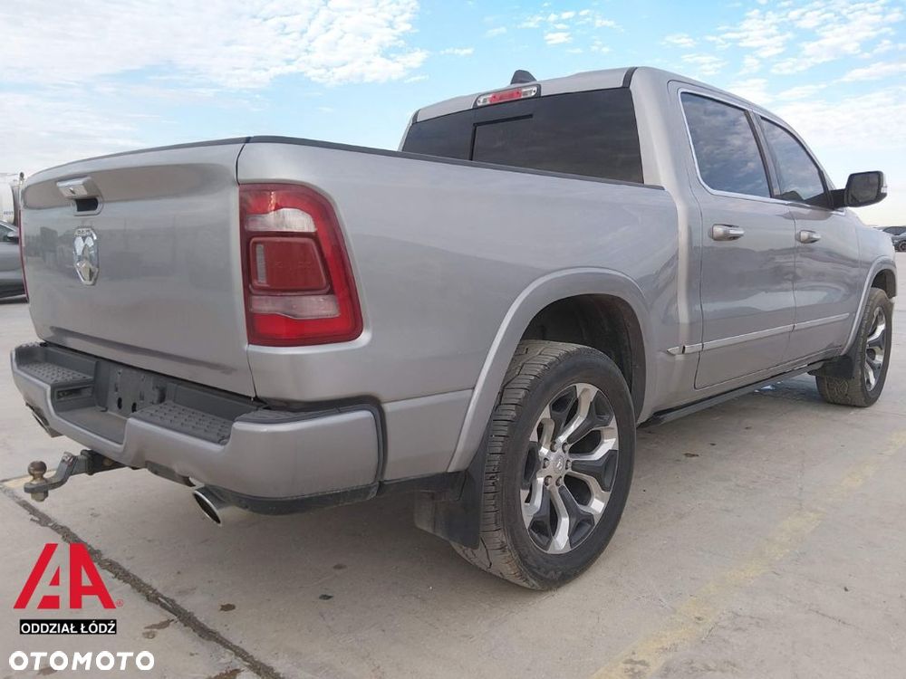 RAM 1500 - 8