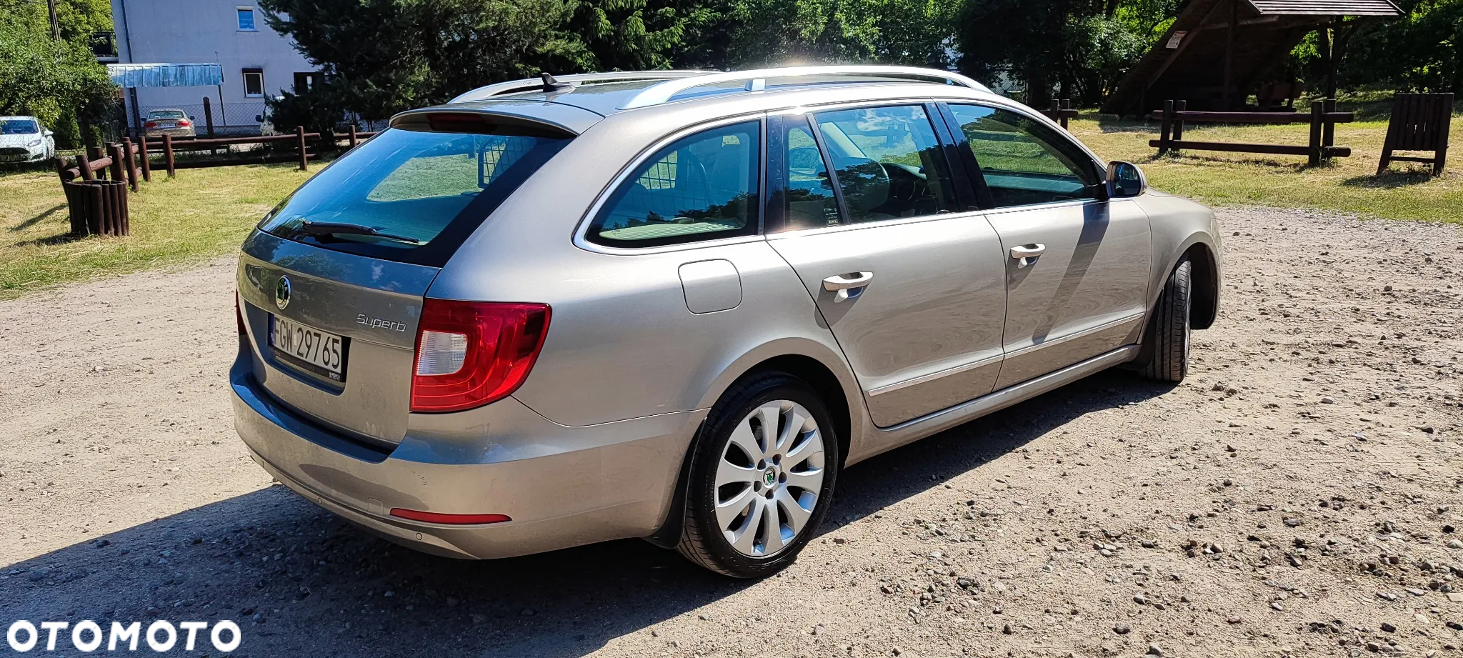 Skoda Superb 2.0 TDI Platinum DSG - 2