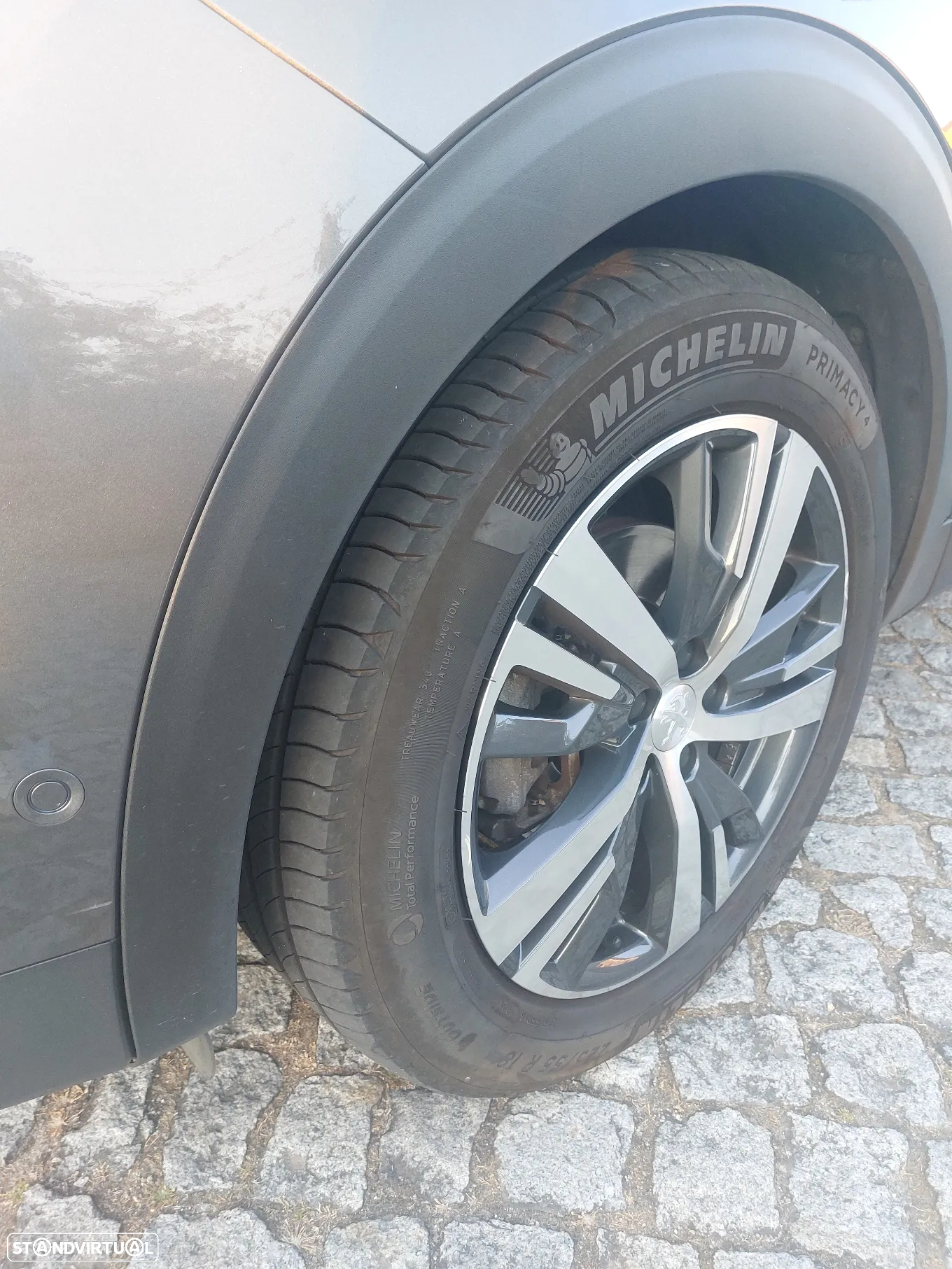 Peugeot 5008 1.5 BlueHDi Allure - 5